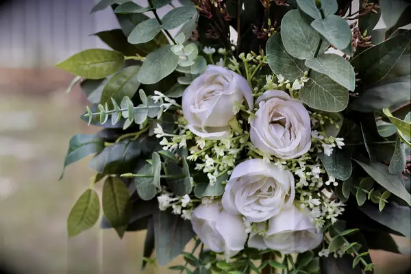 White roses rental for weddings