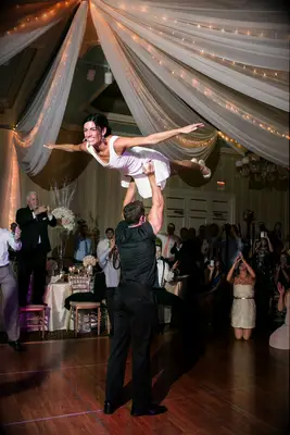 Dirty Dancing fun wedding photo pose idea