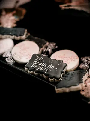 Halloween-themed wedding cookies 