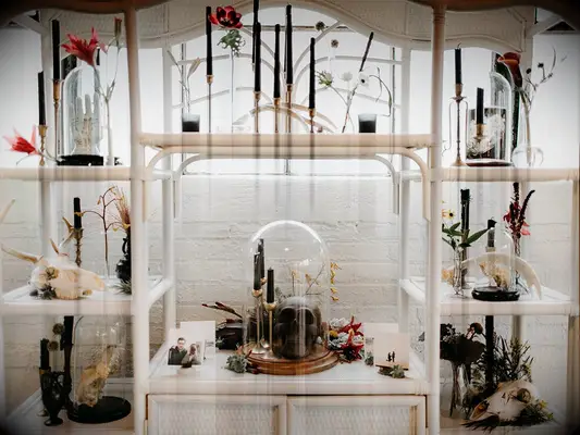 Skull and taxidermy decor at a Halloween wedding