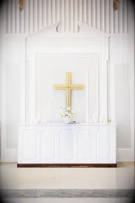 Minimalist Altar Decorations church wedding decor