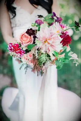 Delightful and vibrant dahlia bouquet