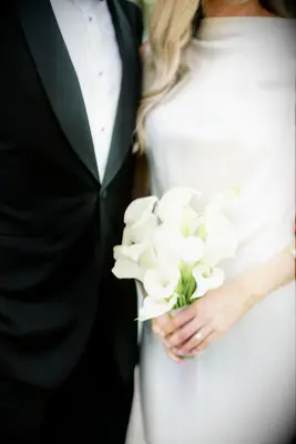 simple elegant fall wedding bouquet with white calla lilies