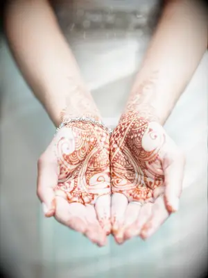 Bridal henna hand tattoos by Julia Newman Photography