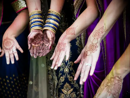 Matching bridal party henna tattoos by La Vie Photography