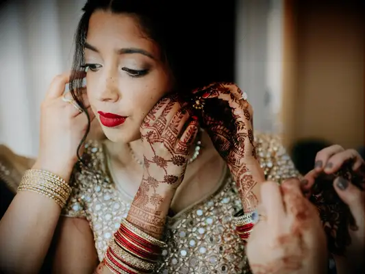Intricate bridal henna tattoos by Pat Robinson Photography