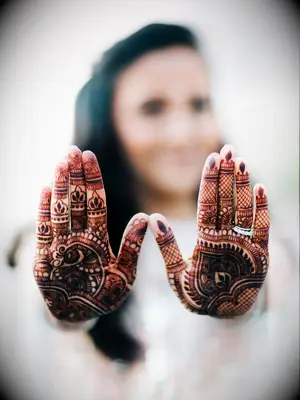 Intricate wedding henna tattoo by Joseph Lin Photography