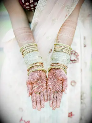 Wedding henna tattoo by Jainé Kershner Photography