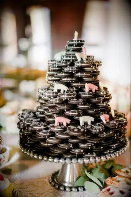 Tower display of Oreo cookies. 