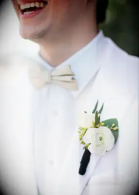 Black-and-white boutonniere 