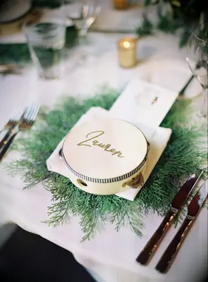 Tambourine wedding place card idea