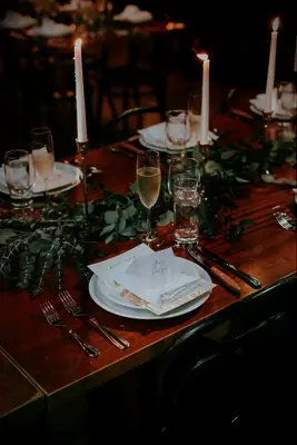 Script Wedding Place Card idea