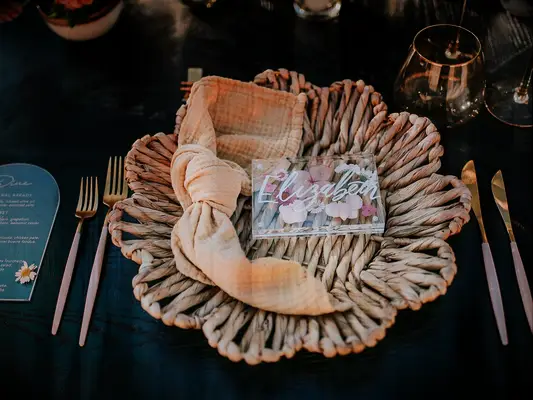 Acrylic pressed flower wedding place card idea