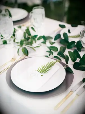 simple place setting with fern greenery