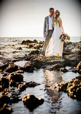 Oceanside summer wedding photoshoot