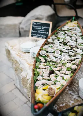 Raw seafood bars wedding food trends