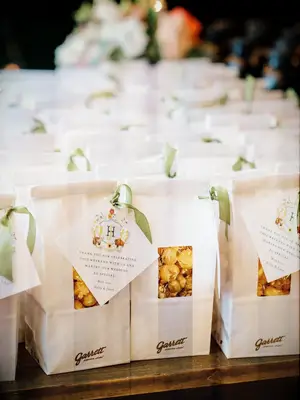 Popcorn Wedding Favors barn wedding idea