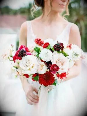 Red-and-white bouquet
