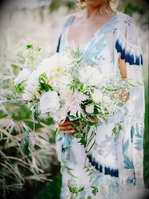 Boho white-and-green bouquet