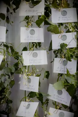 Hanging Greenery Place Cards idea