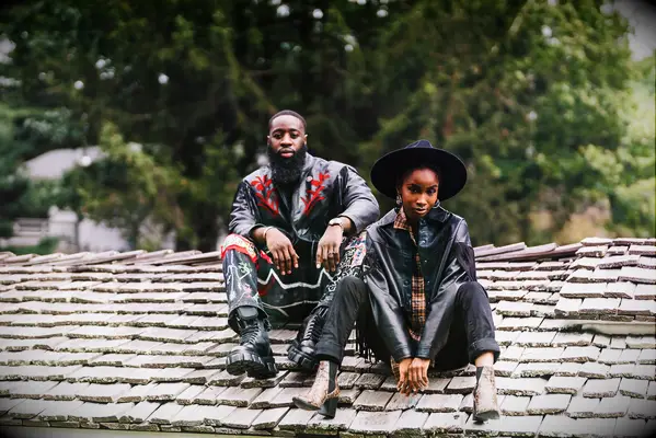 Rooftop engagement photoshoot ideas