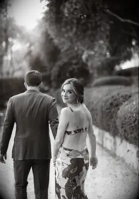 Black and white engagement photoshoot ideas