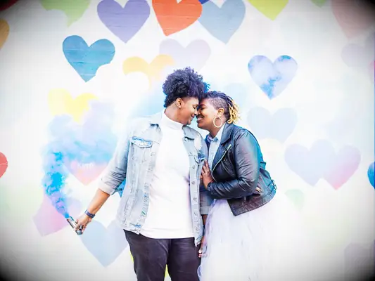 A Cheerful Engagement Shoot With a Colorful Smoke Bomb