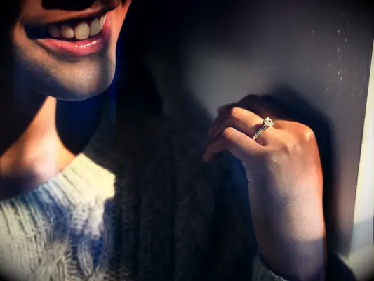 Cómo saber si su diamante es real o falso con 10 pruebas domésticas