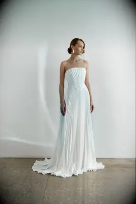 Reev Bridal strapless satin beach wedding dress