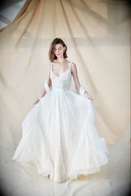 Cortana two-piece beach wedding dress 