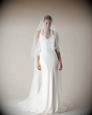 Karen Willis Holmes cathedral wedding veil