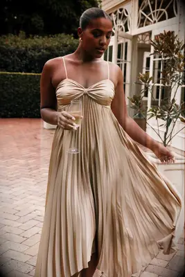 35 ideas para vestidos de invitados de ensayo para damas de honor y más allá