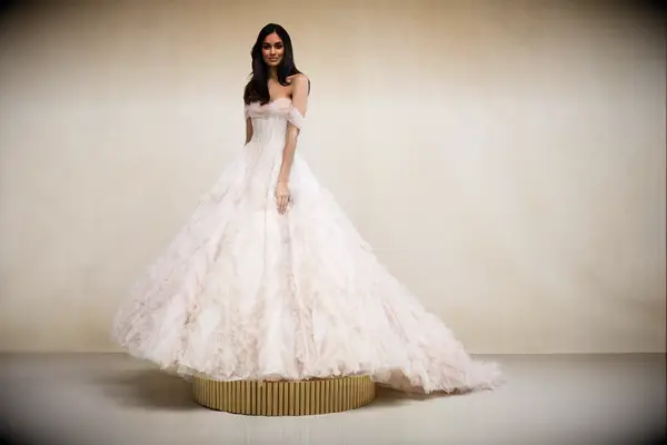 De 25 bedste stilarter af brudekjoler for at få et godt antydning af farve