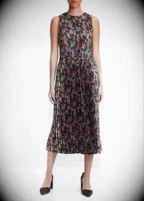 Black Wild Primrose Pintuck-Pleated Dress for grandmother of the groom