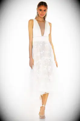 Bronx & Banco wedding dress for bigger busts