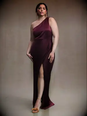 One-shoulder satin gown with slit for black-tie wedding