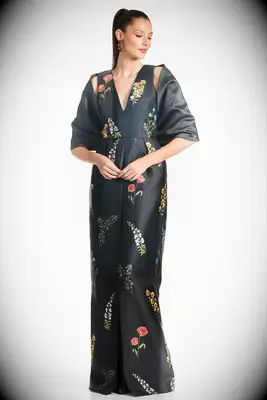 Sachin & Babi Marsden gown & hug shawl