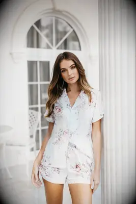 Lé Rose floral bridal pajamas 