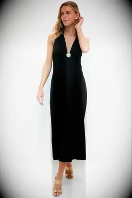 Black Seashell Midi Dress for the best backyard wedding outfit