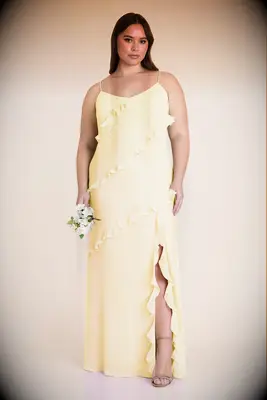 Long yellow dress with ruffles