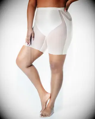 SPANX booty lifting short shapewear