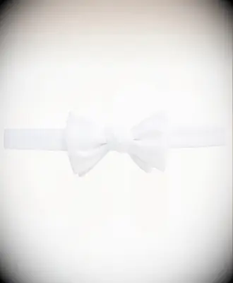 Pre-tied bow tie for white tie wedding guest