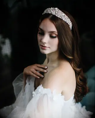 Dareth Colburn pearl wedding tiara