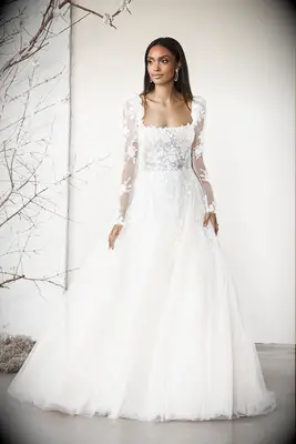 Long sleeve lace and tulle wedding dress