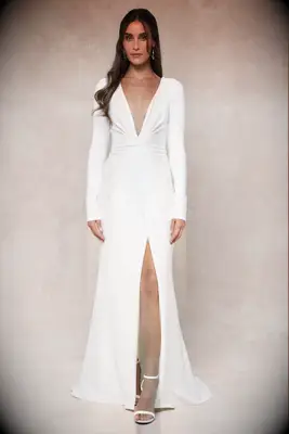 Deep v-neck wedding dress with lef slit