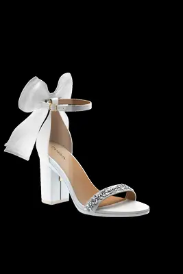 Convertible white heel for beach wedding from Pashion