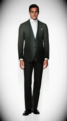 Green tailored black tie optional suit from Suitsupply