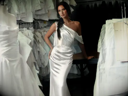 12 creadores para vestidos de novia hechos en los Estados Unidos