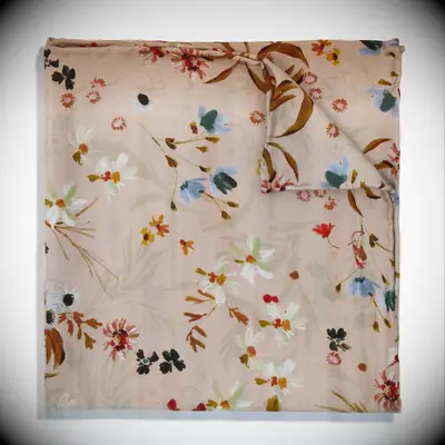 Floral pocket square