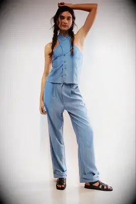 Hosbjerg tomboy wedding guest suit